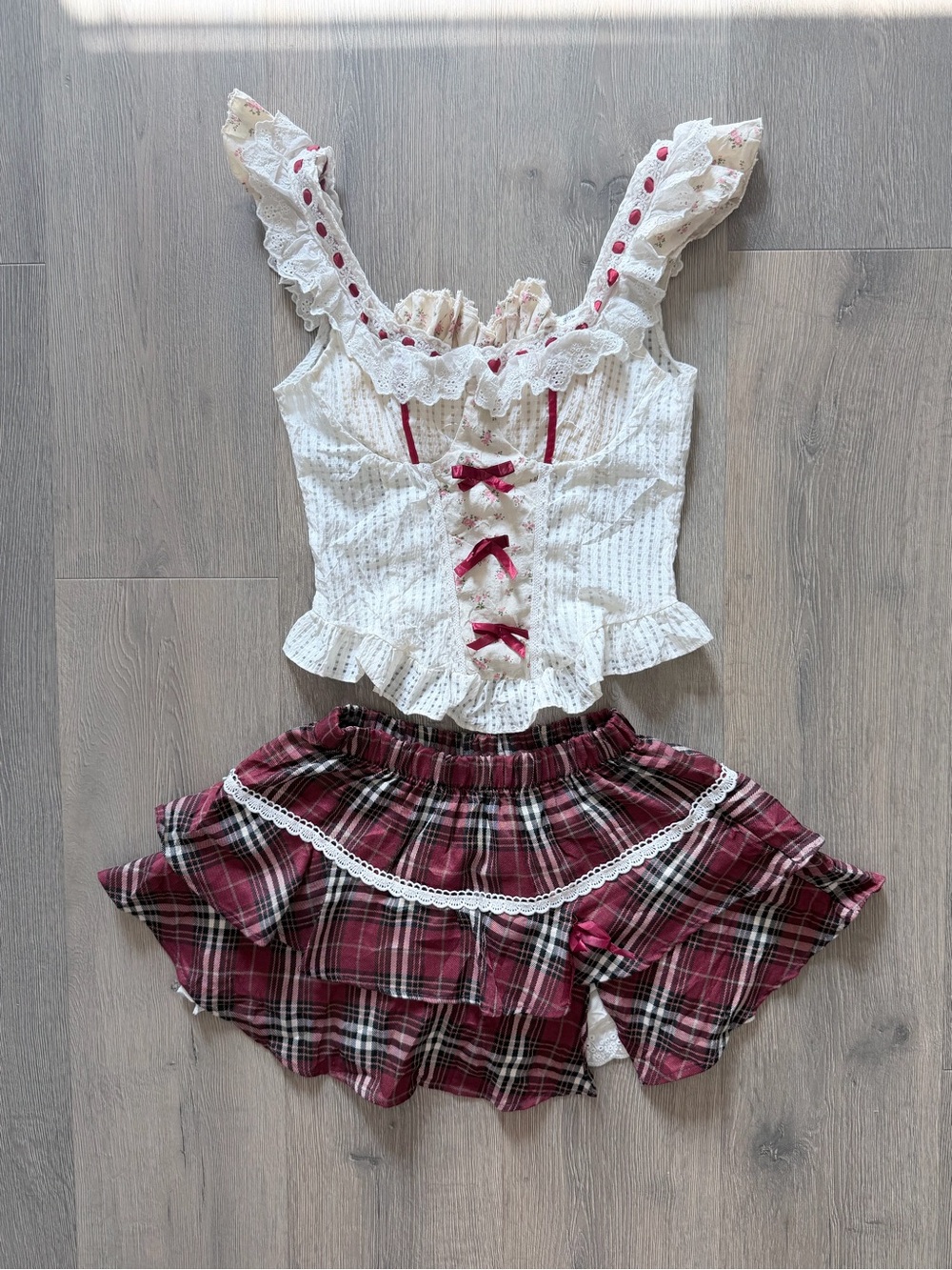 Red Plaid Skirt & Bow Top Set – Size XS/Small S